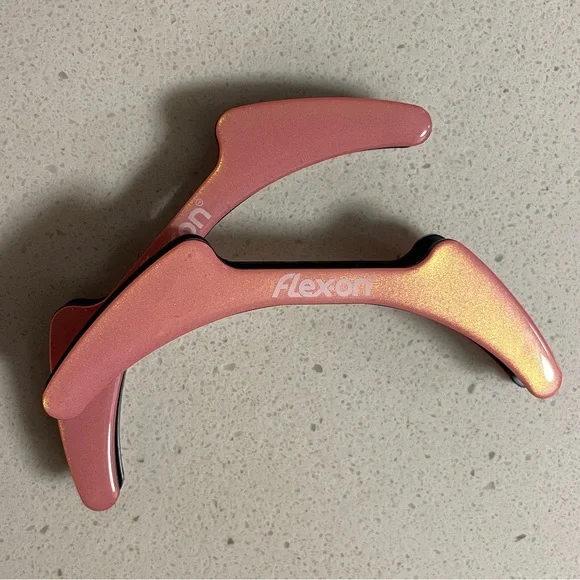 Flex-on magnetic inserts for stirrups - Picture 1 of 10